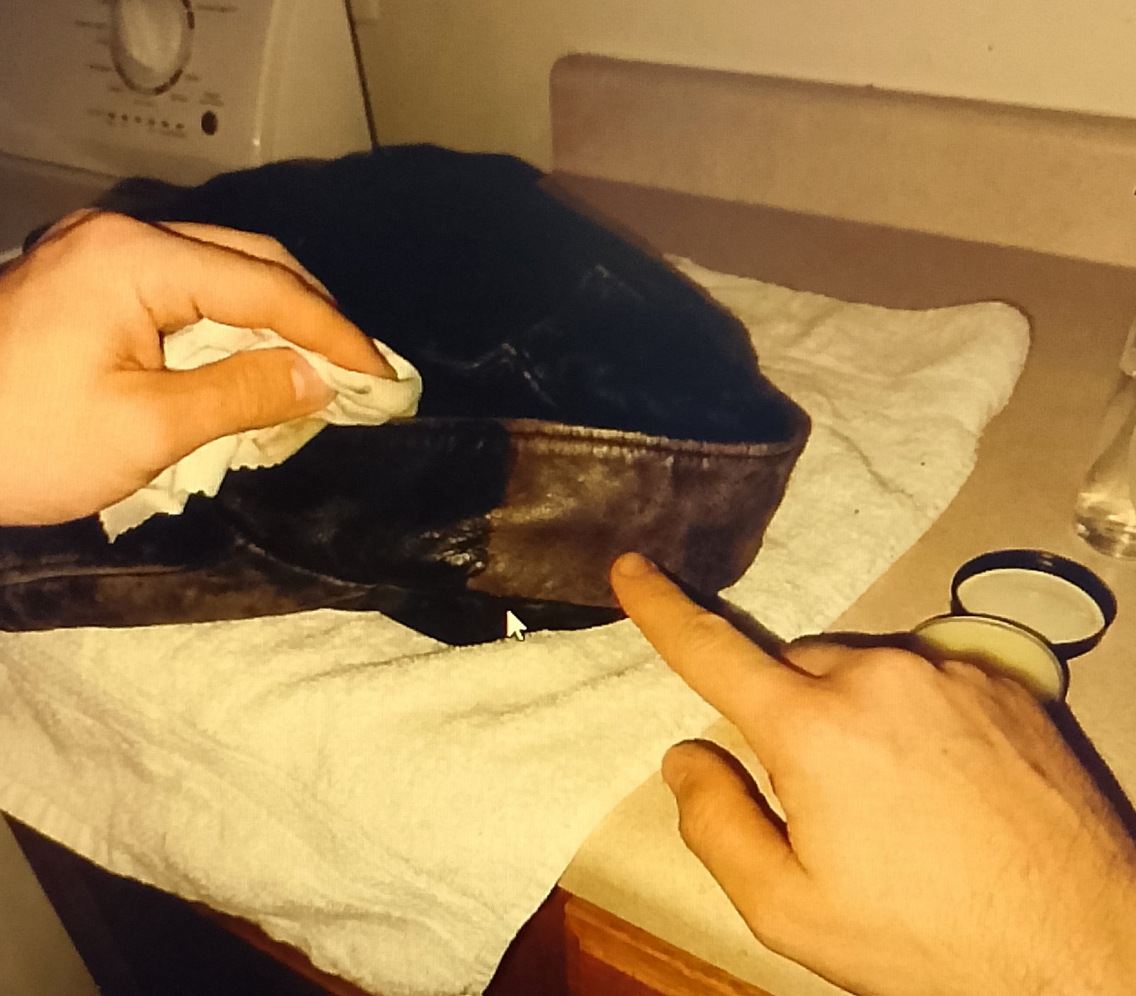 Cleaning the collar of a jacket