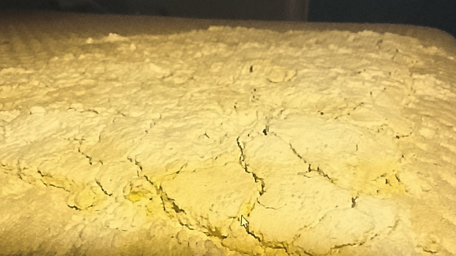 baking soda turns yellow Baking soda absorbing urine from mattress