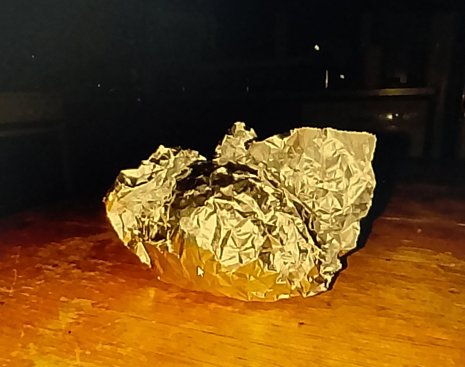 foil silver lake Bowl lined with crumpled aluminum foil for cleaning silver