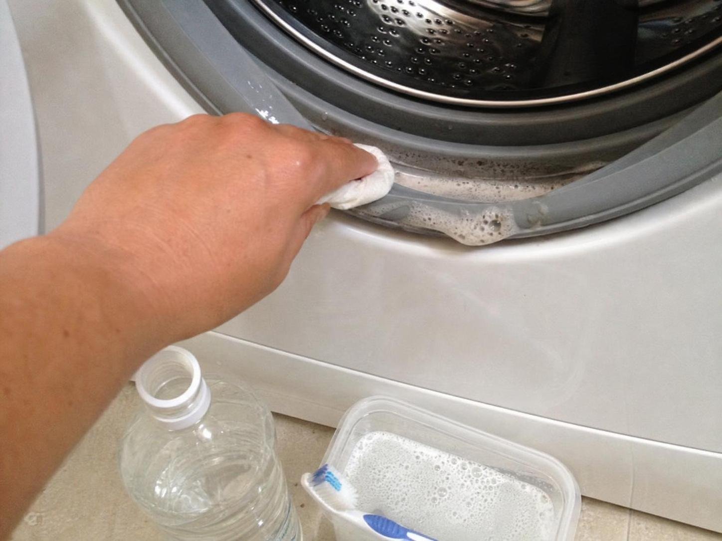 Close-up household cleaning method for why does my washing machine smell after cleaning; causes of my washing machine smell after cleaning; how to fix my washing machine smell after cleaning; how to prevent my washing machine smell after cleaning; my washing machine smell after cleaning troubleshooting; cleaning mistakes that cause my washing machine smell after cleaning