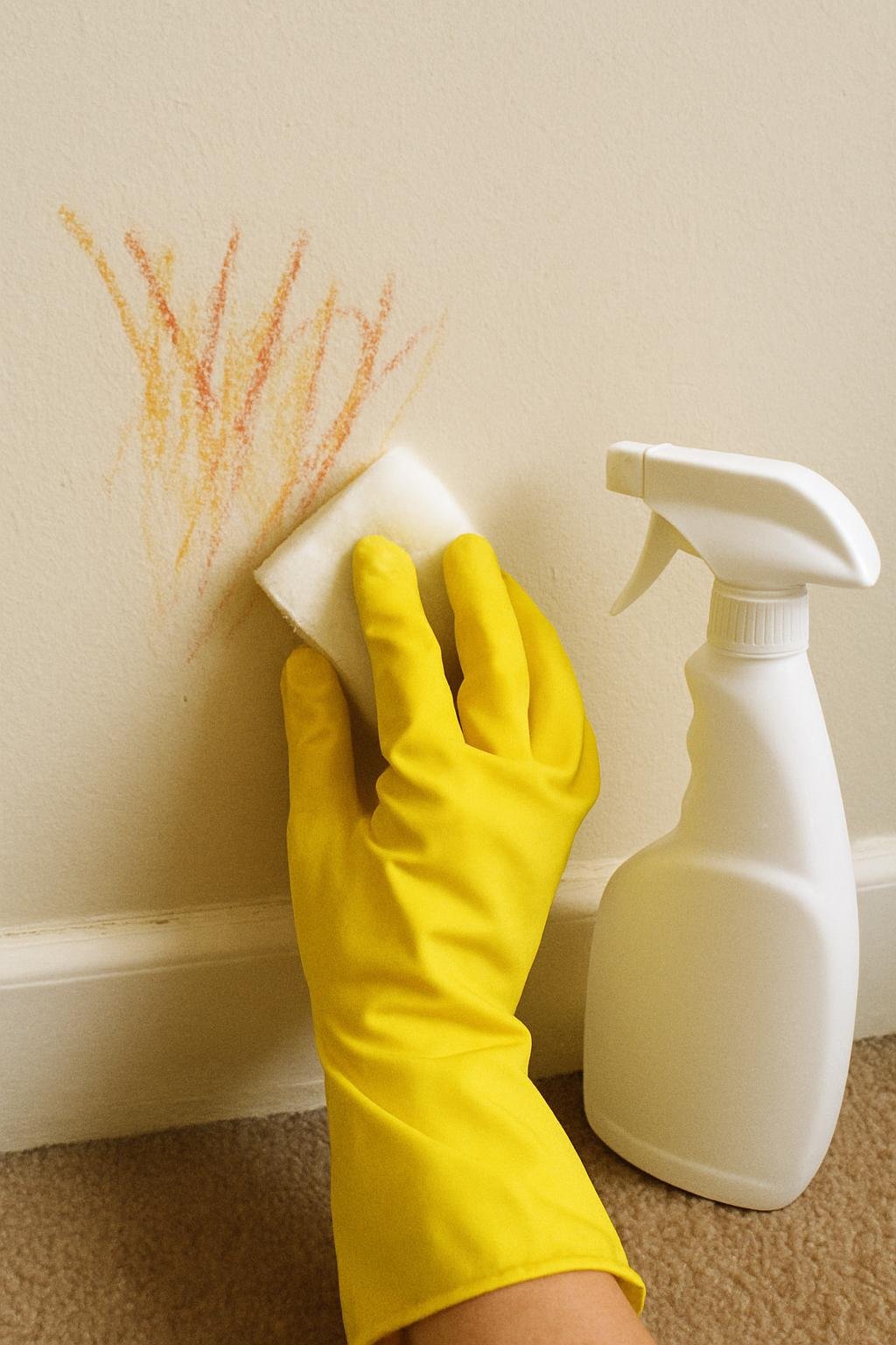 cleaning method 🟩2. Row number 2 175 Close-up of cleaninghow to remove crayon from painted walls