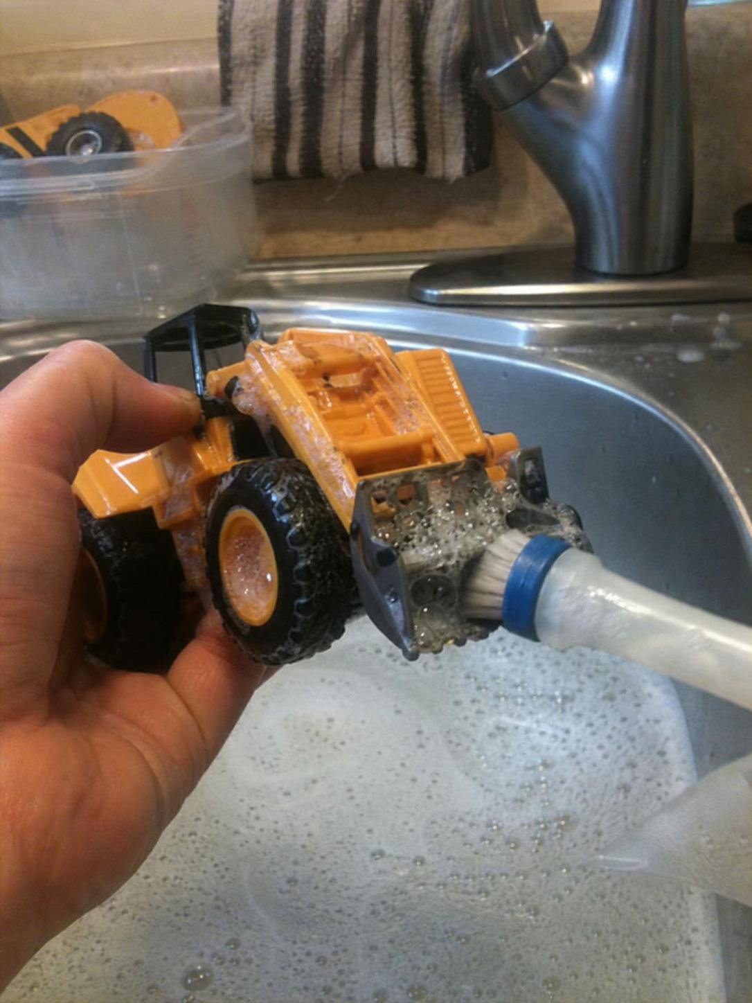 cleaning method 🟩2. Row number 2 19 Close-up household cleaning method for diy toy cleaner
diy toy cleaning spray