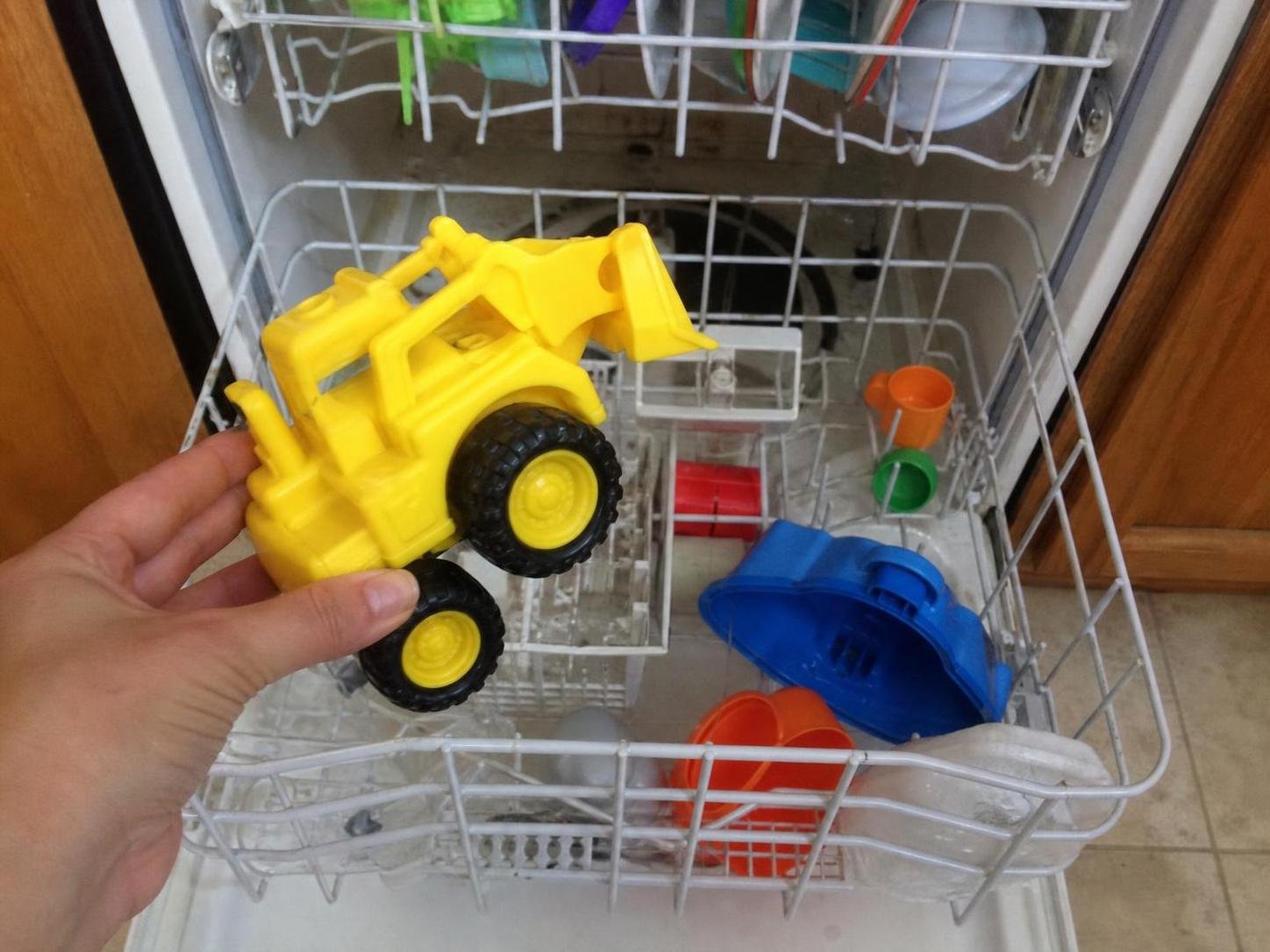 cleaning method 🟩2. Row number 2 31 Close-up household cleaning method for how to wash toys in dishwasher
how often clean toys