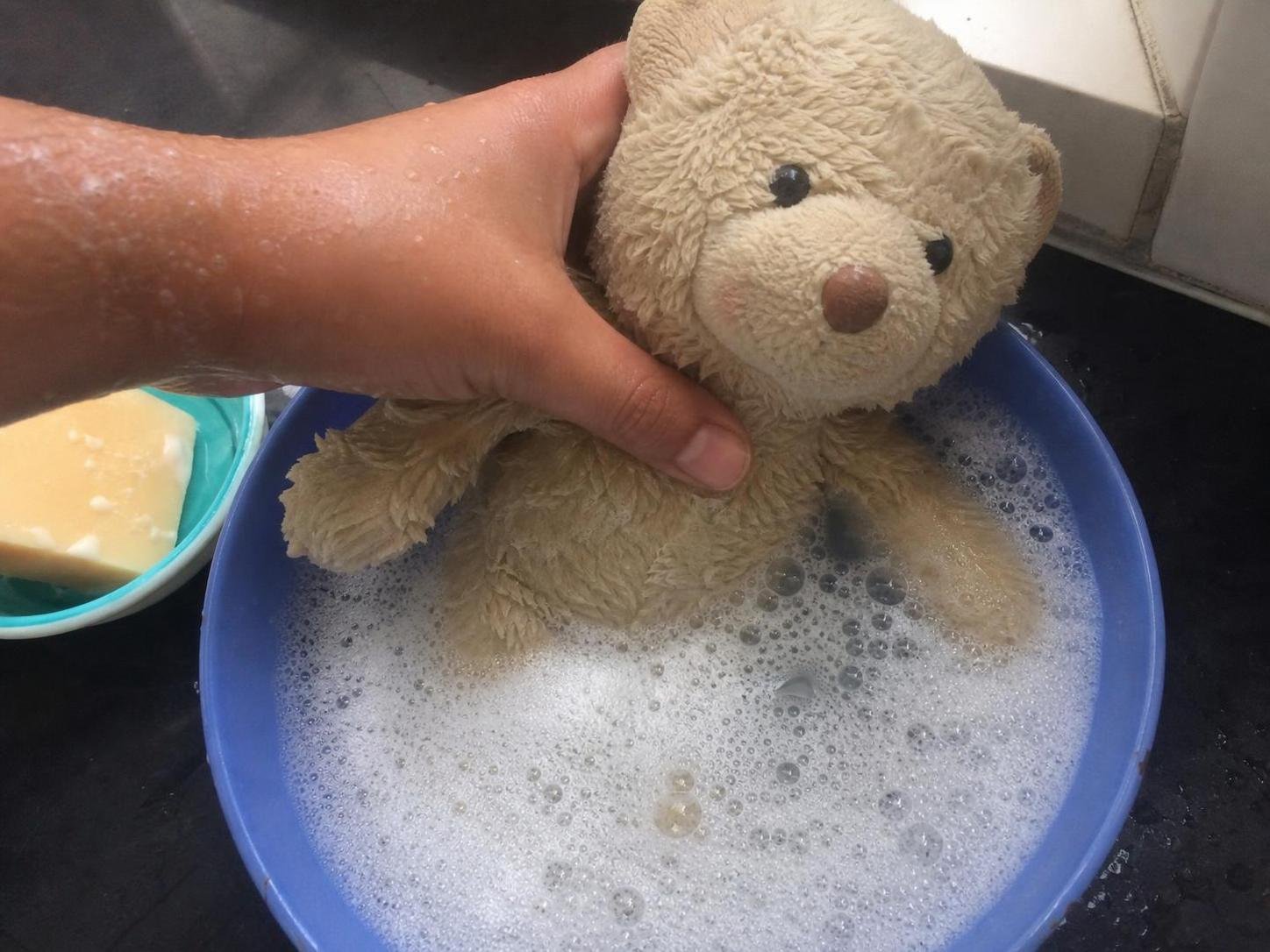 cleaning method 🟩2. Row number 2 32 Close-up household cleaning method for how to wash soft toys at home
how to wash soft toys at home by hand