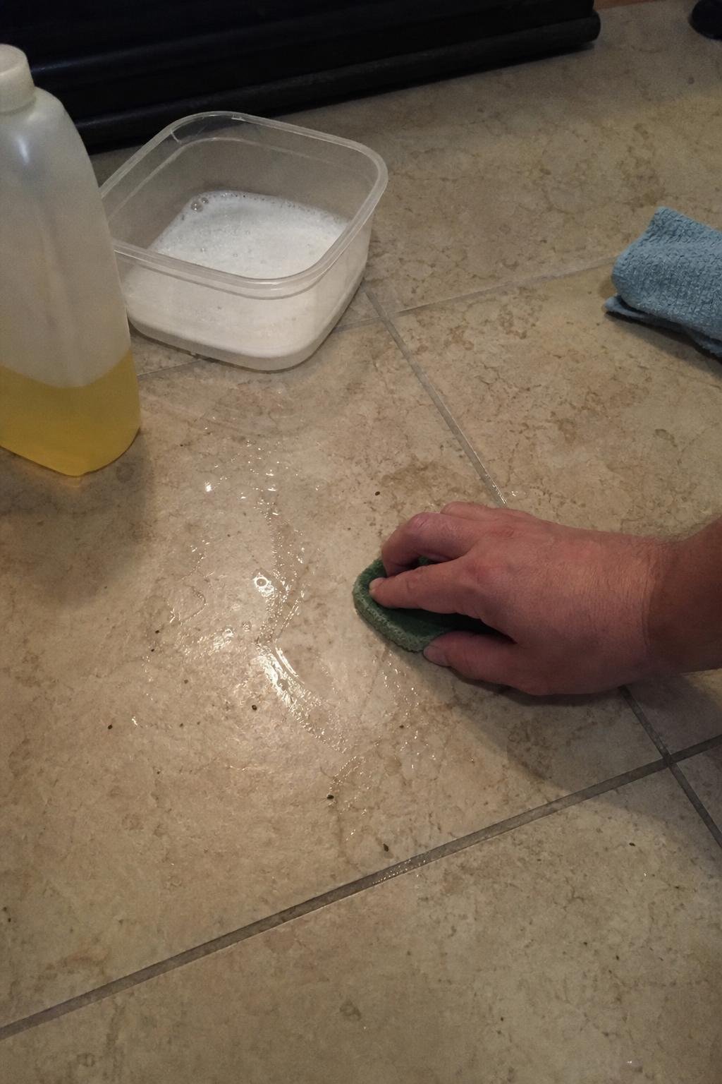 cleaning method 🟩2. Row number 2 73 Close-up household cleaning method for how to remove sticky residue from tile floor; best way to remove sticky residue from tile floor; remove sticky residue from tile floor without damage; safe cleaner for sticky residue from tile floor; how to prevent sticky residue from tile floor; sticky residue from tile floor cleaning mistakes