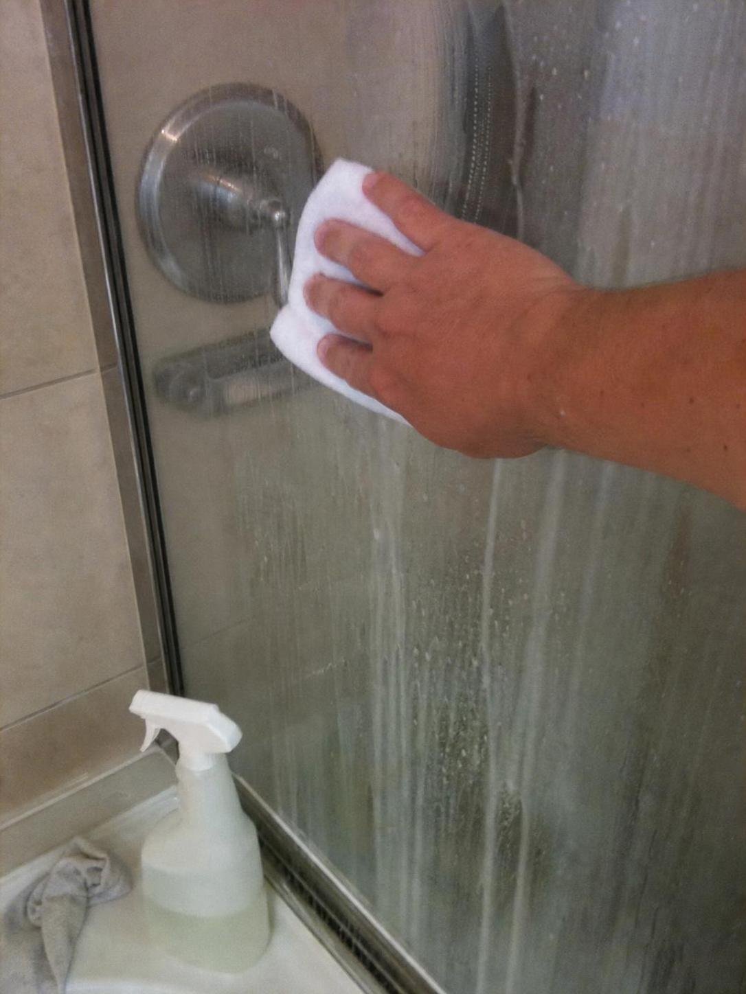 cleaning method 🟩2. Row number 2 75 Close-up household cleaning method for how to clean cloudy shower doors; best way to clean cloudy shower doors; clean cloudy shower doors without damage; safe cleaner for cloudy shower doors; cloudy shower doors cleaning mistakes; how often to clean cloudy shower doors
