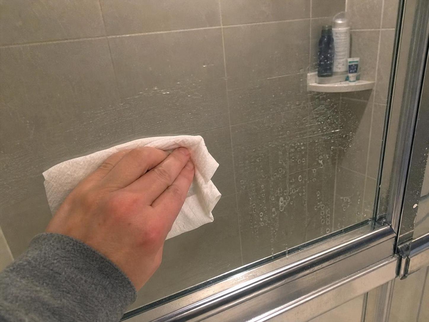 Close-up household cleaning method for how to prevent hard water stains in the shower; how to prevent hard water stains in the shower step by step; best method for how to prevent hard water stains in the shower; how to prevent hard water stains in the shower without damage; how to prevent hard water stains in the shower mistakes to avoid; how to prevent hard water stains in the shower maintenance tips