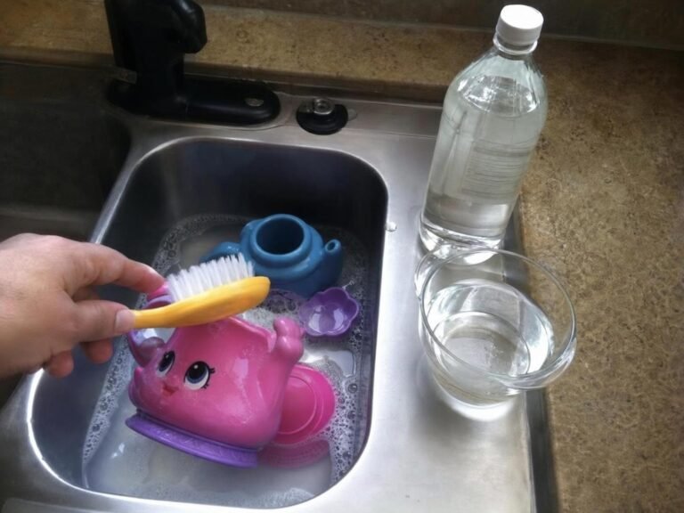 output1 22 Real household cleaning scene for how to clean toys with vinegar is vinegar good for cleaning baby toys can you clean toys with vinegar