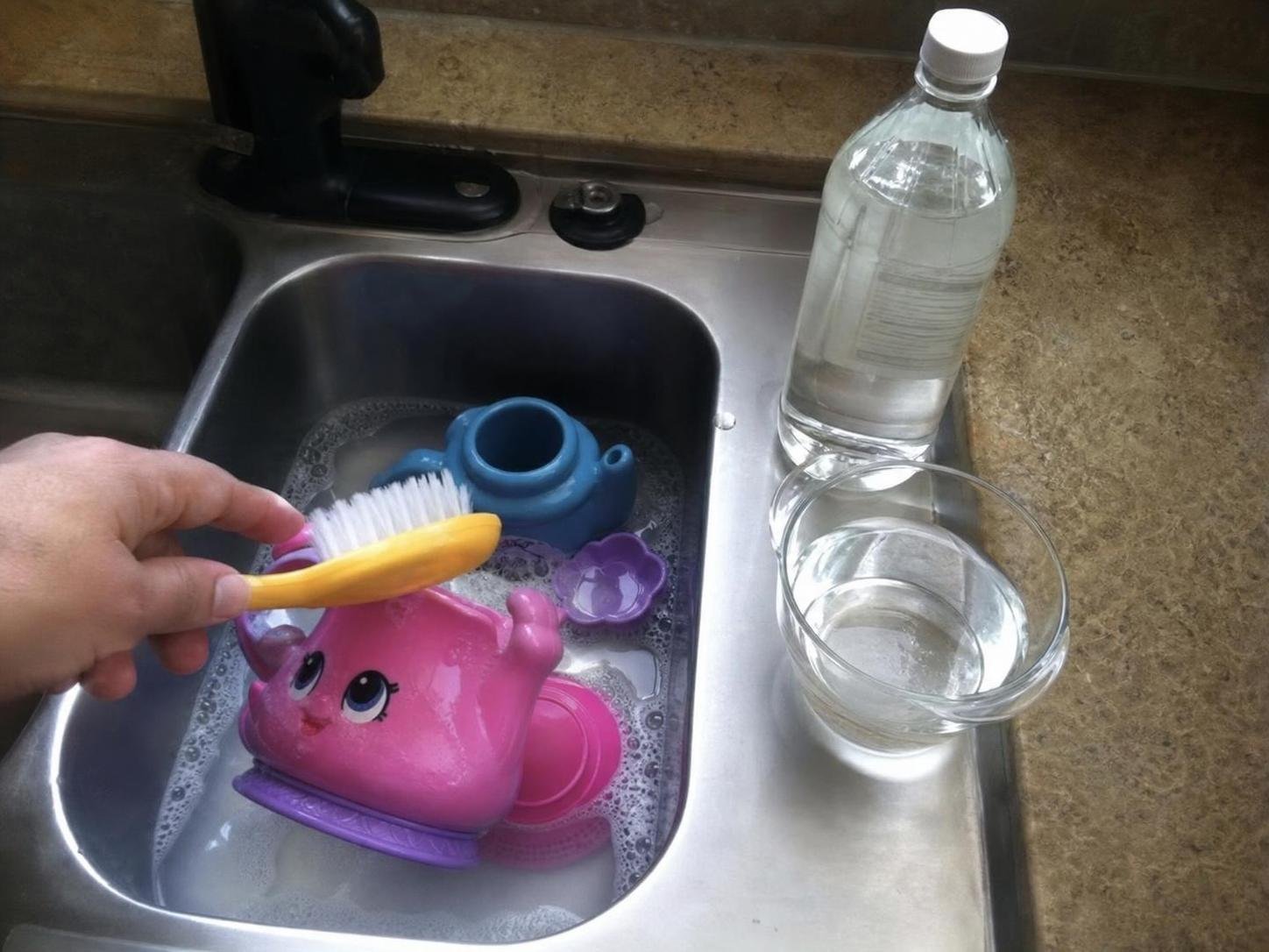 output1 22 Real household cleaning scene for how to clean toys with vinegar
is vinegar good for cleaning baby toys
can you clean toys with vinegar