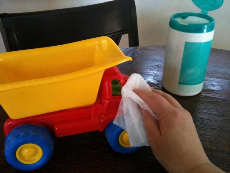output1 29 Real household cleaning scene for can you clean toys with clorox wipes is it safe to clean toys with clorox wipes